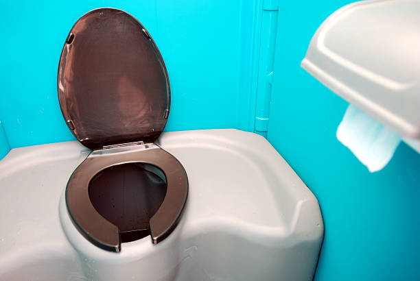 Best Luxury portable toilet rental  in Smithville, TX