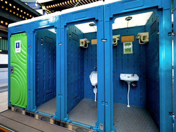 Portable Toilet Options We Offer in Smithville, TX