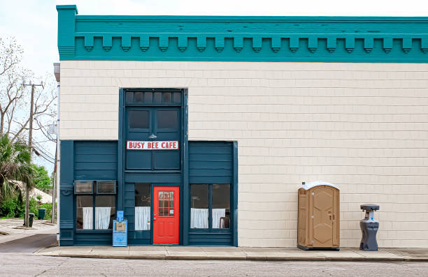 Best Construction site porta potty rental  in Smithville, TX